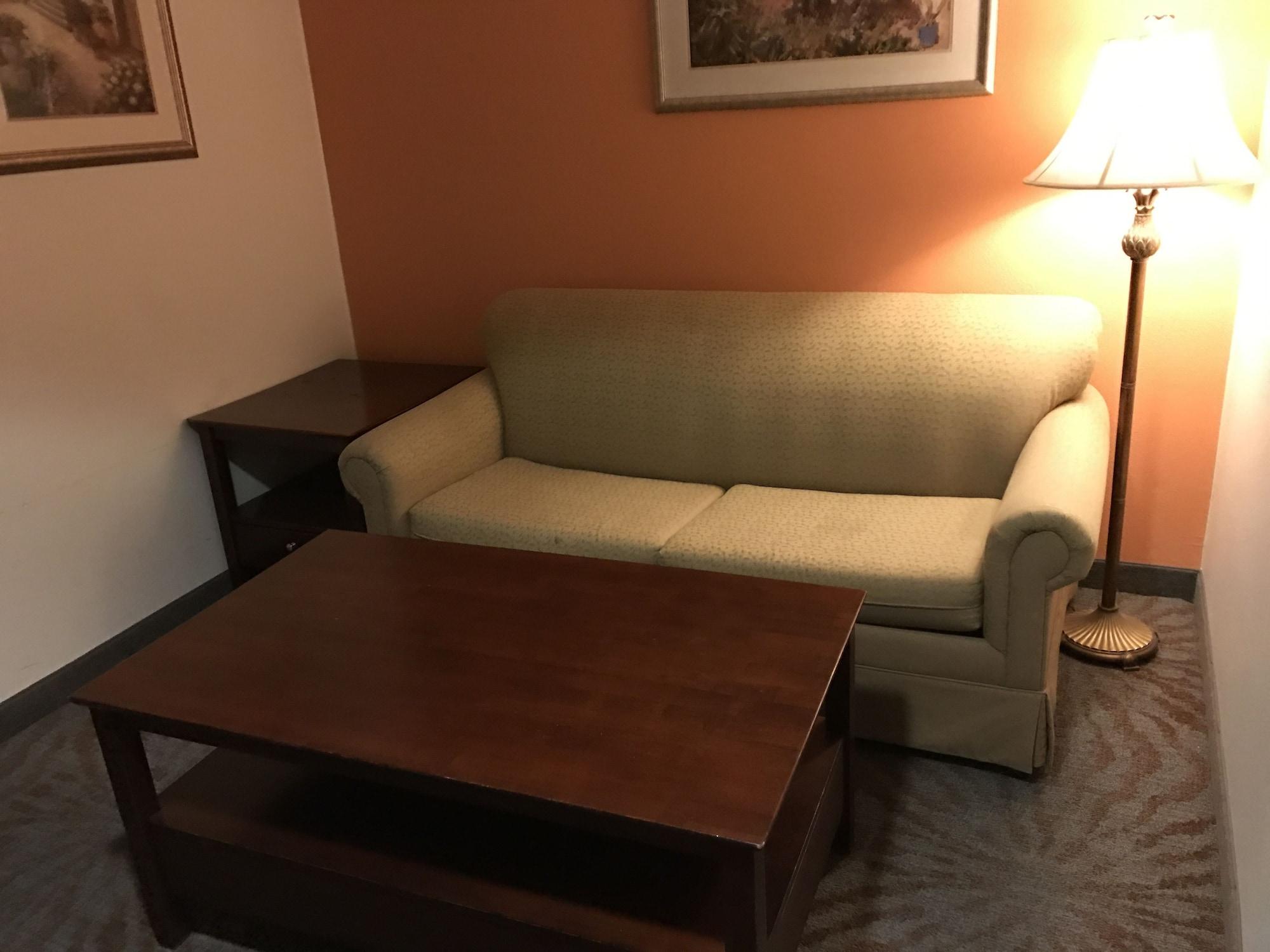Super 8 By Wyndham Lubbock West Otel Dış mekan fotoğraf