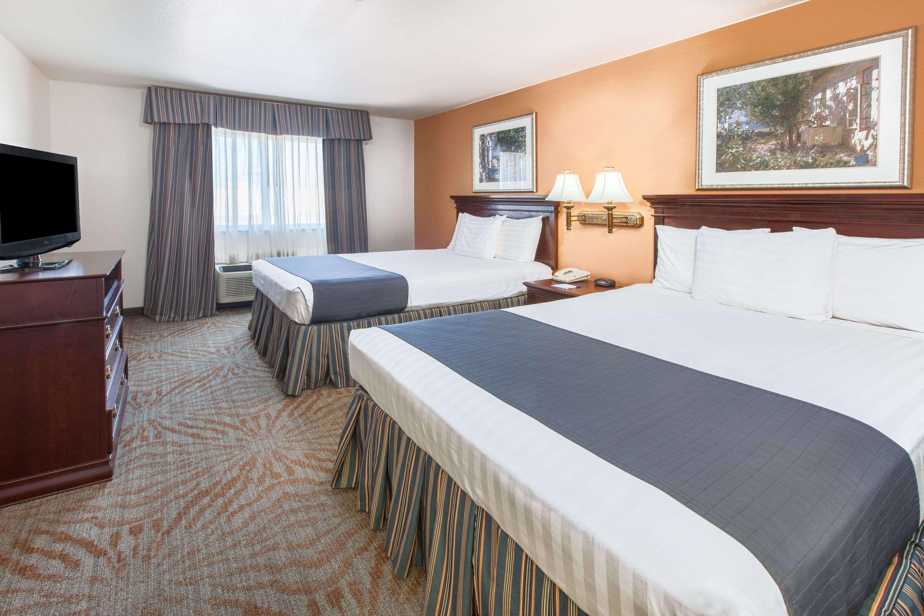 Super 8 By Wyndham Lubbock West Otel Dış mekan fotoğraf