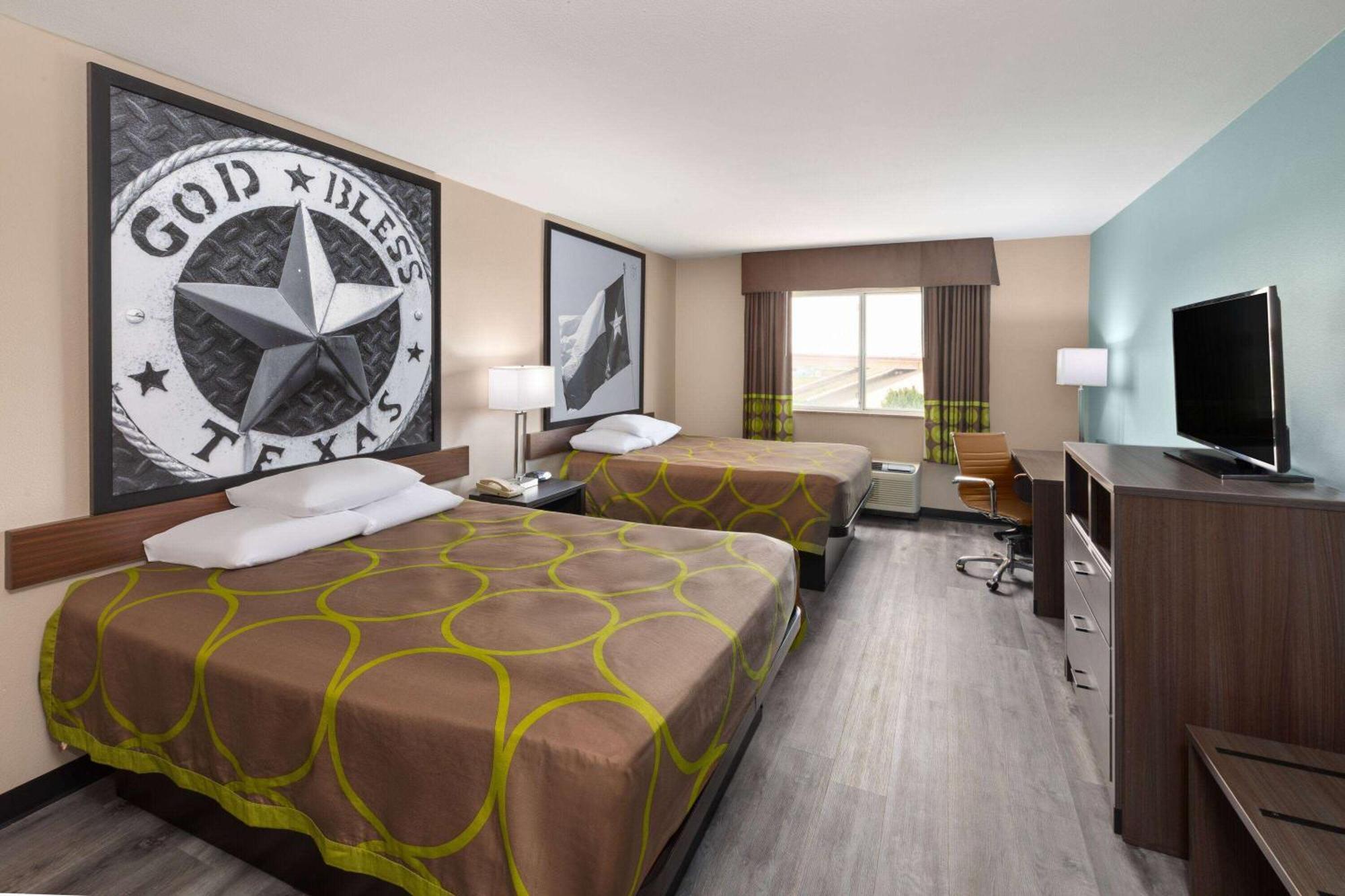 Super 8 By Wyndham Lubbock West Otel Dış mekan fotoğraf