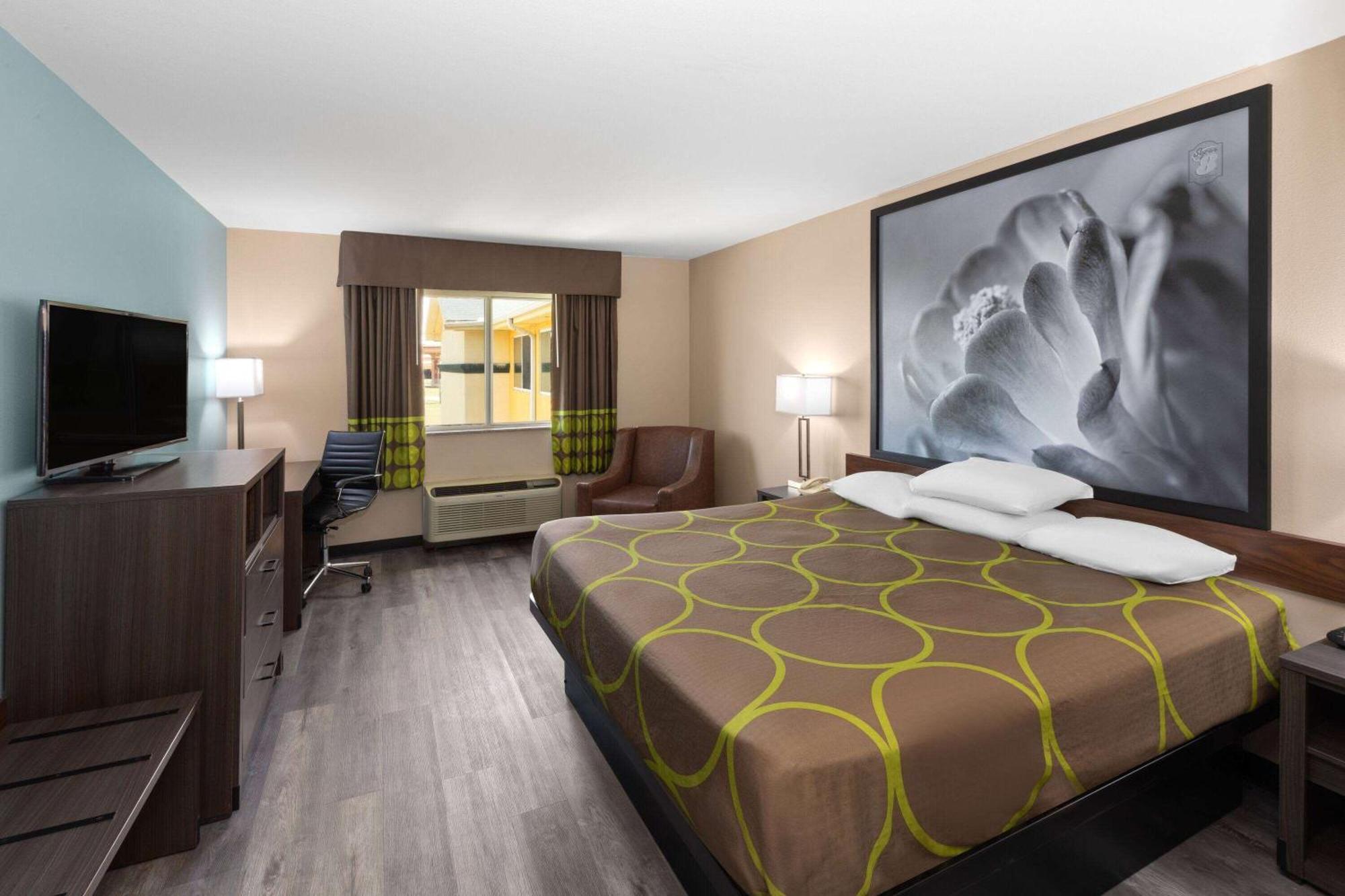 Super 8 By Wyndham Lubbock West Otel Dış mekan fotoğraf